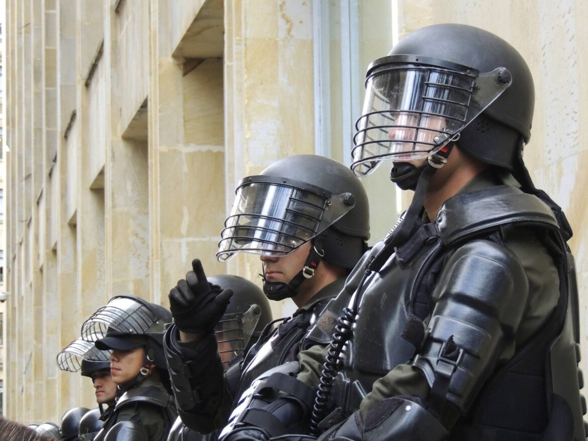 police_bogota_riot_swat_special_forces-984829