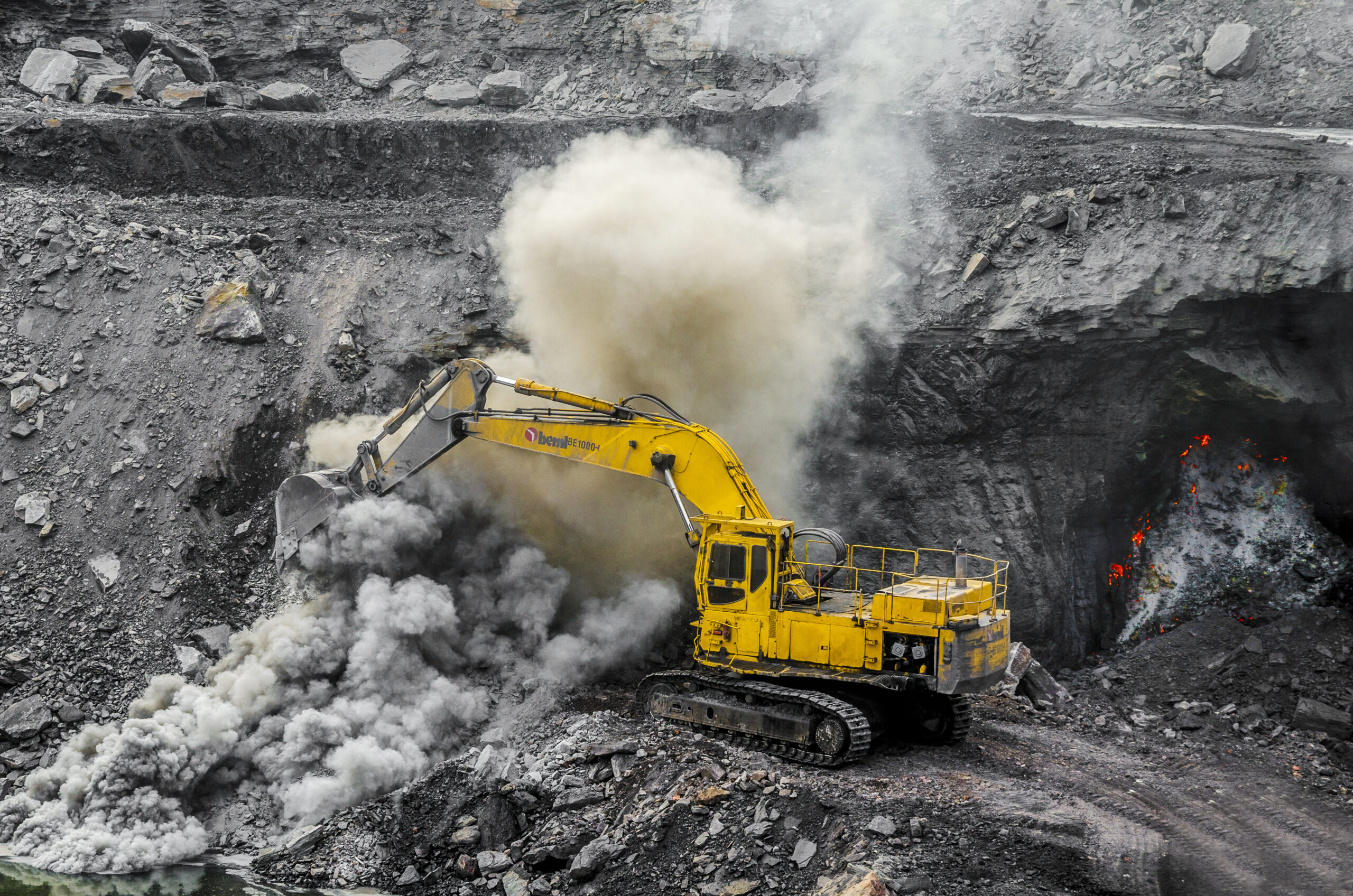 Russia Blamed Ukraine for Shelling in Zasyadko Coal Mine