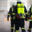DISASTER PEOPLE FIREFIGHTERS
