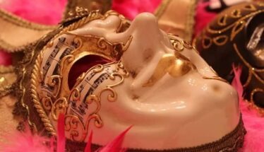 Purim mask